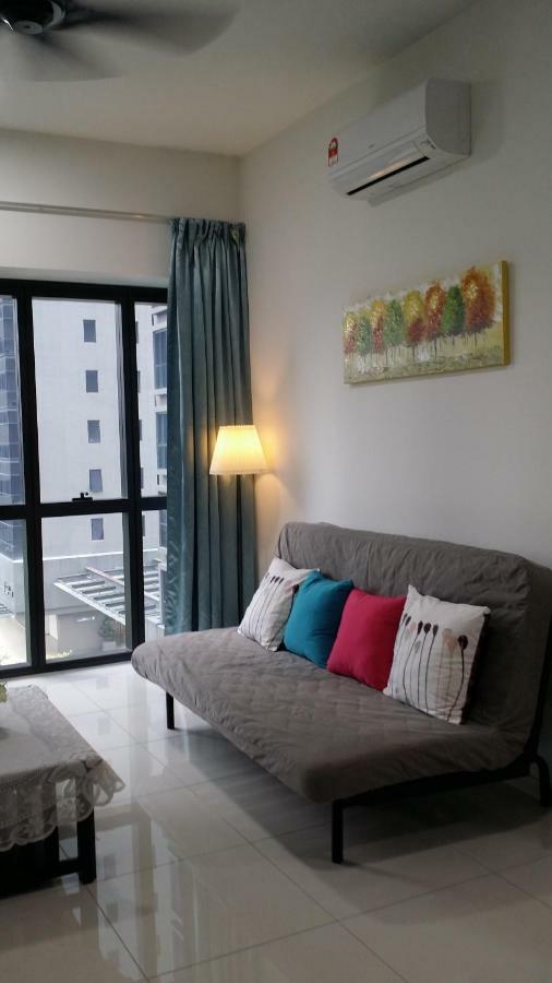 Happy Homestay@Icon City Petaling Jaya Sunway Subang Bagian luar foto