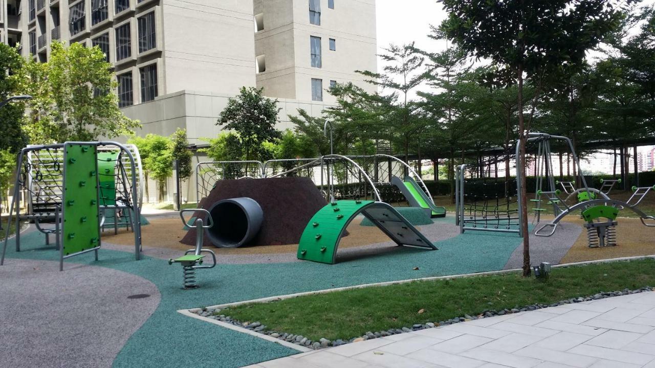 Happy Homestay@Icon City Petaling Jaya Sunway Subang Bagian luar foto