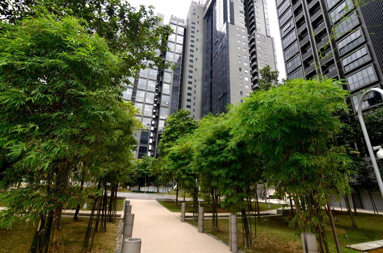 Happy Homestay@Icon City Petaling Jaya Sunway Subang Bagian luar foto